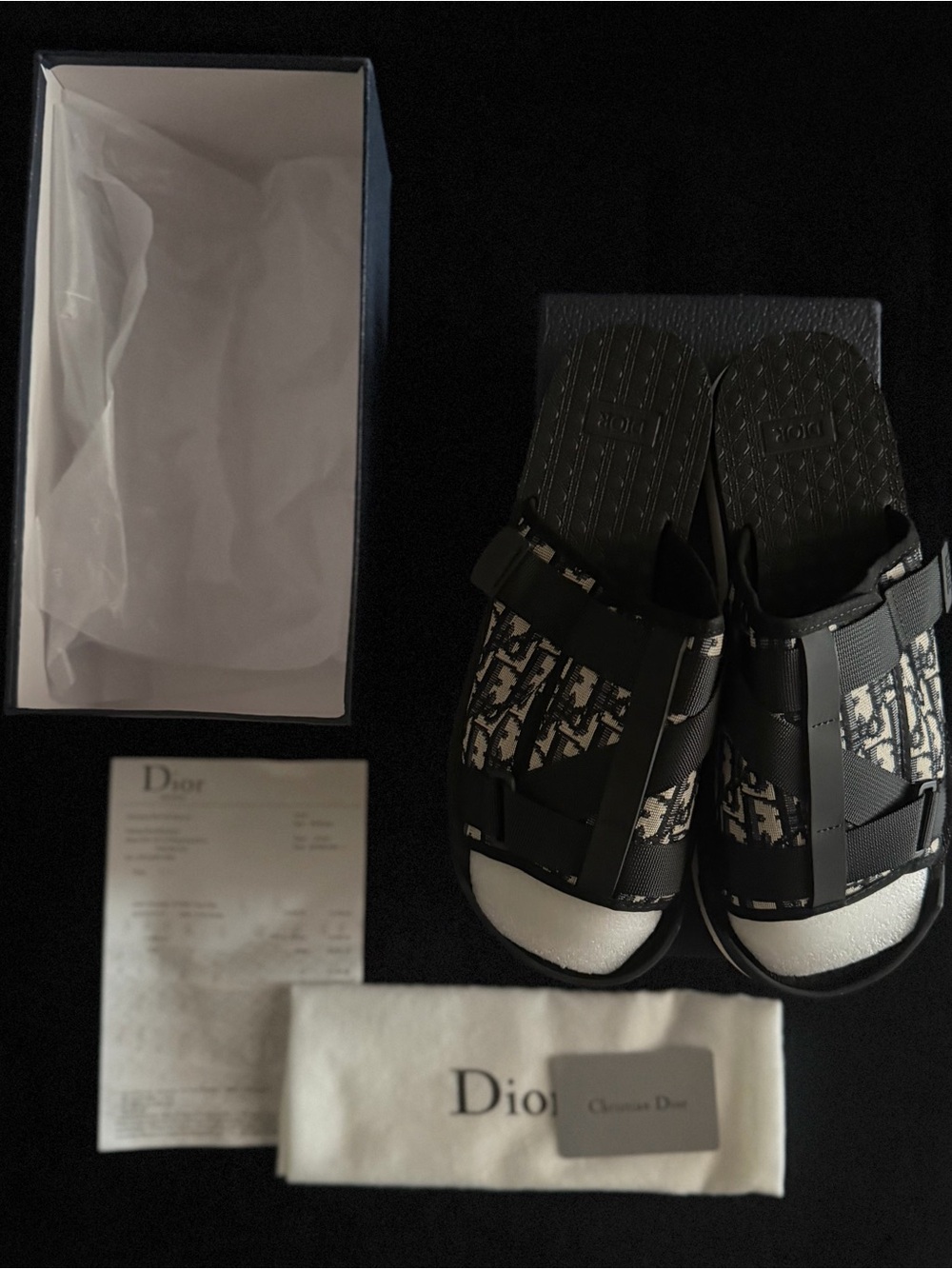 Draco slides size 11 men new with box